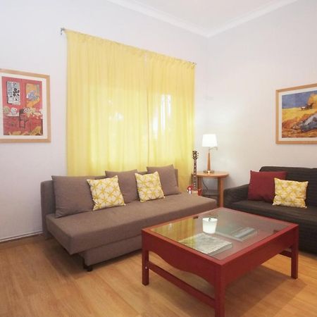 Lovely Apartment At Park Gueell Barcelona Exteriör bild