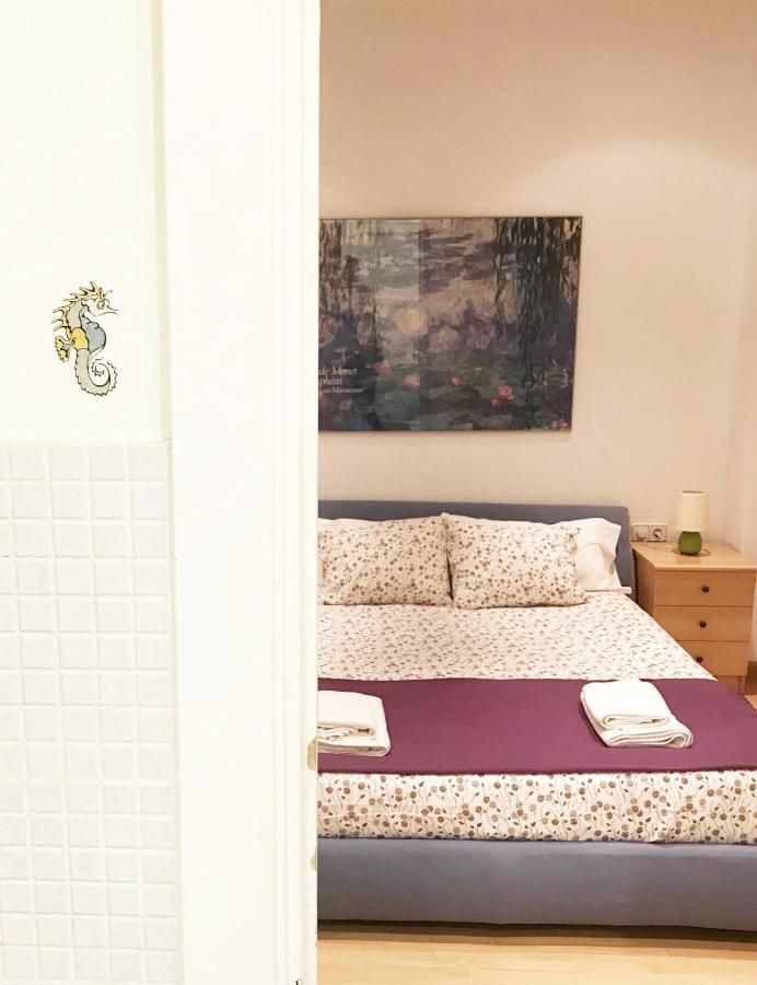 Lovely Apartment At Park Gueell Barcelona Exteriör bild