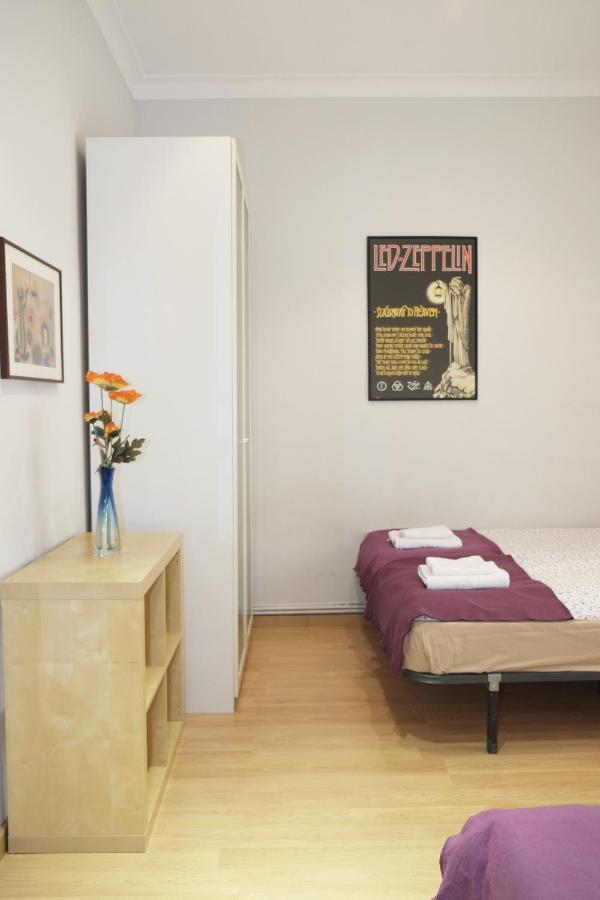 Lovely Apartment At Park Gueell Barcelona Exteriör bild