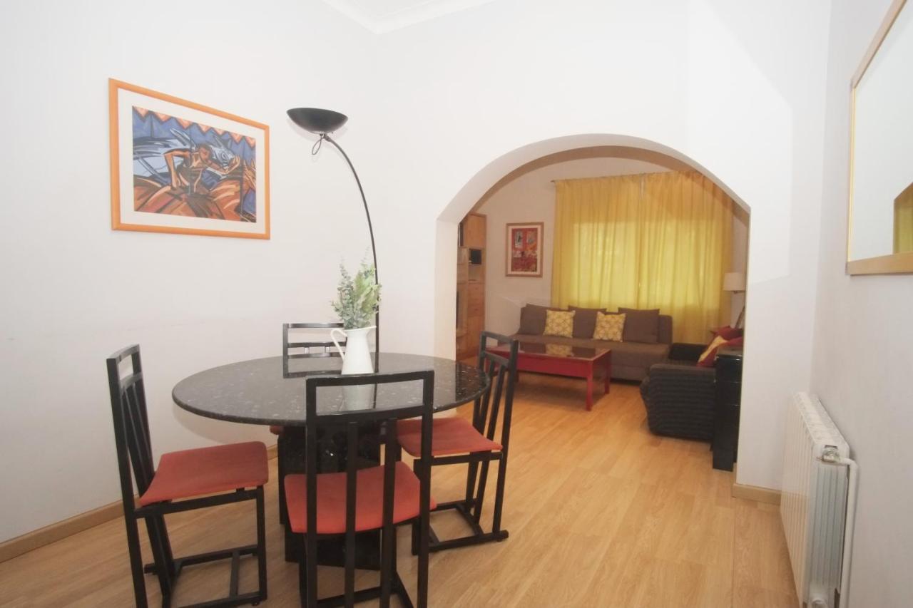 Lovely Apartment At Park Gueell Barcelona Exteriör bild